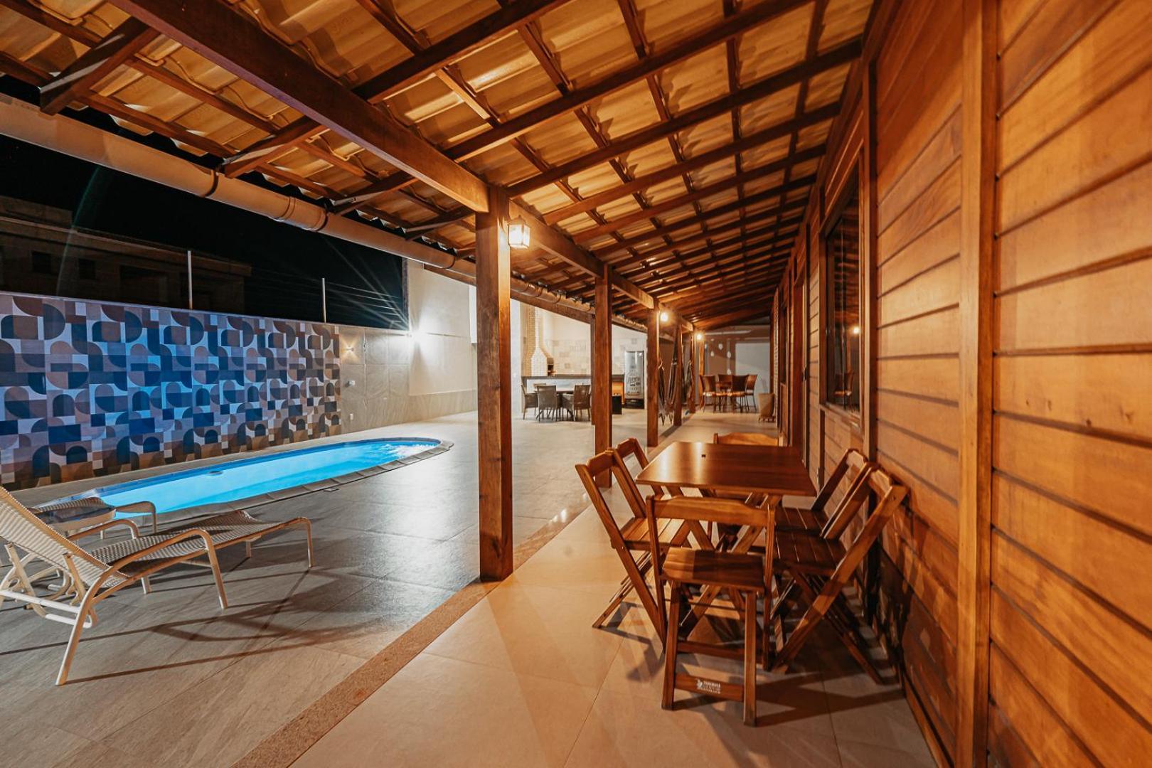 Casadecastelhanos, Quadra Do Mar De Castelhanos, 4 Suites Com Ar, Churrasqueira, Piscina, Hidromassagem, Cozinha Integrada Gourmet Ideal Para Familia E Amigos Anchieta  Exterior photo