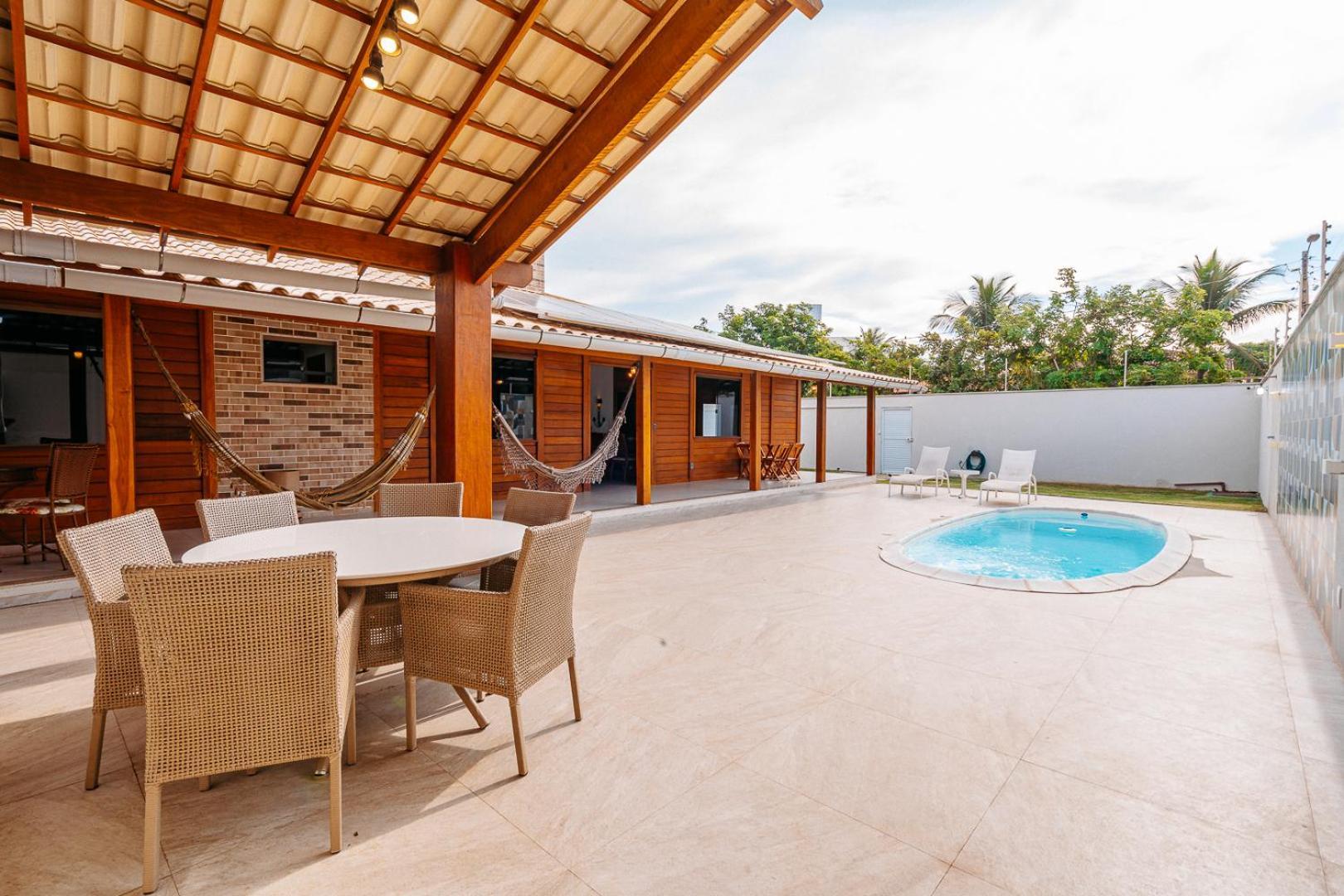 Casadecastelhanos, Quadra Do Mar De Castelhanos, 4 Suites Com Ar, Churrasqueira, Piscina, Hidromassagem, Cozinha Integrada Gourmet Ideal Para Familia E Amigos Anchieta  Exterior photo