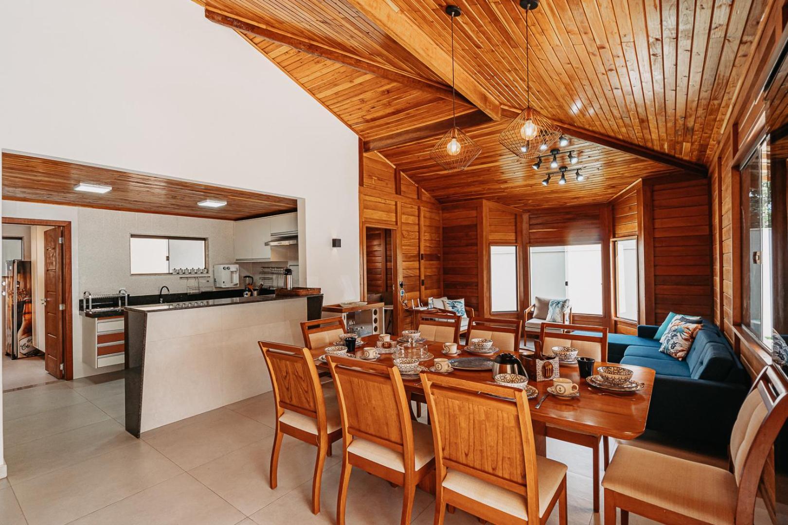 Casadecastelhanos, Quadra Do Mar De Castelhanos, 4 Suites Com Ar, Churrasqueira, Piscina, Hidromassagem, Cozinha Integrada Gourmet Ideal Para Familia E Amigos Anchieta  Exterior photo